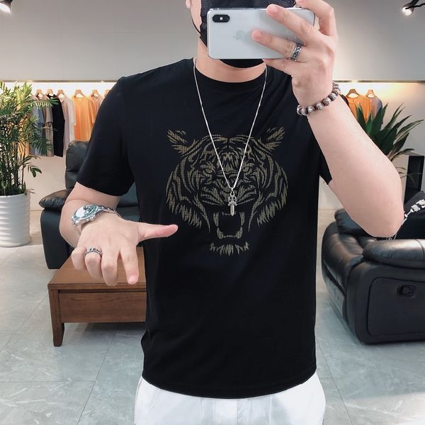 men's white slim-fit printed short-sleeved summer men's fashion korean brand t-shirt tiger head half sleeve fashion style men'
men's white slim-fit printed short-sleeved summer men's fashion korean brand t-shirt tiger head half sleeve fashion style men'