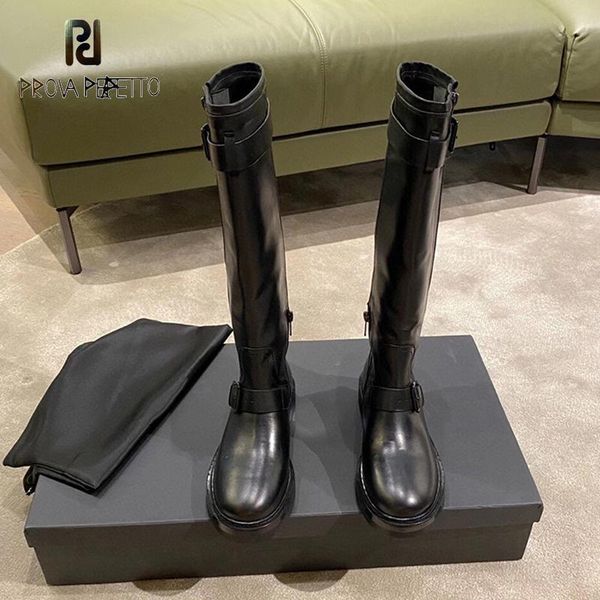 boots 2021 winter autumn leather belt buckle black long women's fashion all-match side zipper round head flat casual
boots 2021 winter autumn leather belt buckle black long women's fashion all-match side zipper round head flat casual