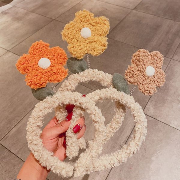 super cute teenage girls romance cute stereo flower headband washing face hair band internet influencer hairpin apply a facial mask headband, Golden;white
super cute teenage girls romance cute stereo flower headband washing face hair band internet influencer hairpin apply a facial mask headband, Golden;white