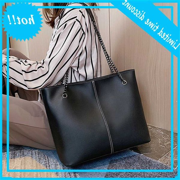 high capacity soft pu leather women handbags 2020 new vintage ladies shoulder casual totes travel bags purses female
high capacity soft pu leather women handbags 2020 new vintage ladies shoulder casual totes travel bags purses female