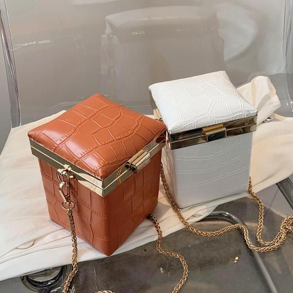 cross body crocodile pattern mini box crossbody bag 2021 high-quality pu leather women's designer handbag chain shoulder messenger
cross body crocodile pattern mini box crossbody bag 2021 high-quality pu leather women's designer handbag chain shoulder messenger