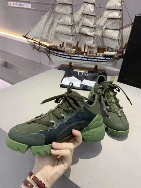 men's casual shoes, sports shoes, hand-painted high-animation designer, ladies burst away men and women couple shoes 35-41 size d
men's casual shoes, sports shoes, hand-painted high-animation designer, ladies burst away men and women couple shoes 35-41 size d