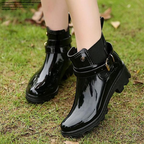 ankle boots women black warm buckle leather martin boots ladies autumn winter waterproof heel platform ankle shoes botas vt1443
ankle boots women black warm buckle leather martin boots ladies autumn winter waterproof heel platform ankle shoes botas vt1443