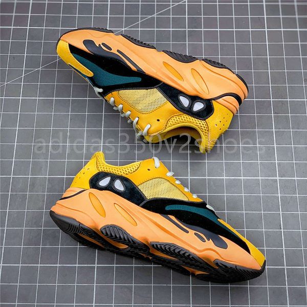 kanye west 700 v1 sun is red rouge solaire women men running shoes sports sneakers mens trainers eur 36-45, White;red
kanye west 700 v1 sun is red rouge solaire women men running shoes sports sneakers mens trainers eur 36-45, White;red