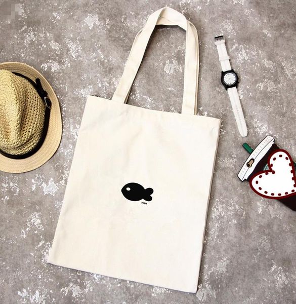 fish print women tote bags shopping handbag ladies casual shoulder bag female cotton cloth handbag foldable beach shopper bag
fish print women tote bags shopping handbag ladies casual shoulder bag female cotton cloth handbag foldable beach shopper bag