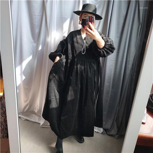 europe corduroy trench coat for women autumn and winter new 2019 ladies windbreaker solid color women clothing f2911, Tan;black
europe corduroy trench coat for women autumn and winter new 2019 ladies windbreaker solid color women clothing f2911, Tan;black