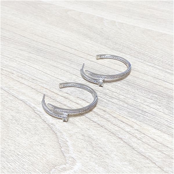 2020 new design silver big cz diamond hoop earrings beautiful wedding engagement jewelry with box with stamp ing, Golden;silver
2020 new design silver big cz diamond hoop earrings beautiful wedding engagement jewelry with box with stamp ing, Golden;silver