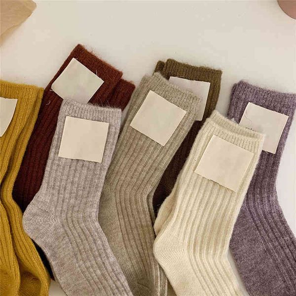 ladies pile socks for autumn winter 1pair pure color keep warm women mid tube korean style thickening cashmere, Black;white
ladies pile socks for autumn winter 1pair pure color keep warm women mid tube korean style thickening cashmere, Black;white
