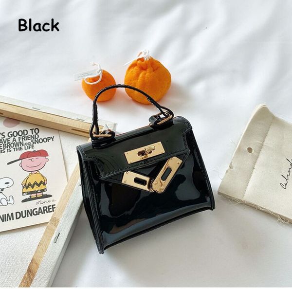 new princess children's bag pu accessory bag fashion joker chain cross slung princess bag baby handbag, Black
new princess children's bag pu accessory bag fashion joker chain cross slung princess bag baby handbag, Black