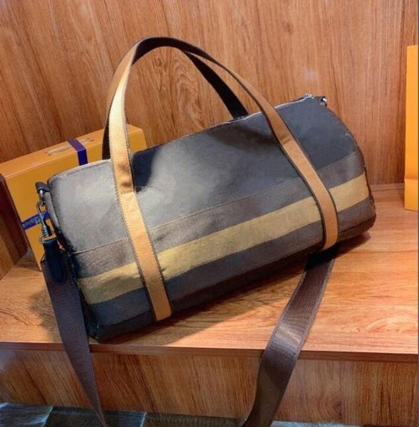2021 new arrival designer duffel bags men leather travel bag luggage weekend bag day clutch gym bag purse
2021 new arrival designer duffel bags men leather travel bag luggage weekend bag day clutch gym bag purse