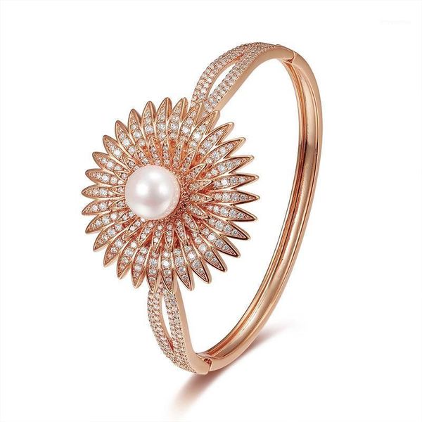 erluer 2020 cubic zirconia big pearl flower bracelets for women classic luxry open cuff ladies hand gold bangles party jewelry1, Golden;silver
erluer 2020 cubic zirconia big pearl flower bracelets for women classic luxry open cuff ladies hand gold bangles party jewelry1, Golden;silver