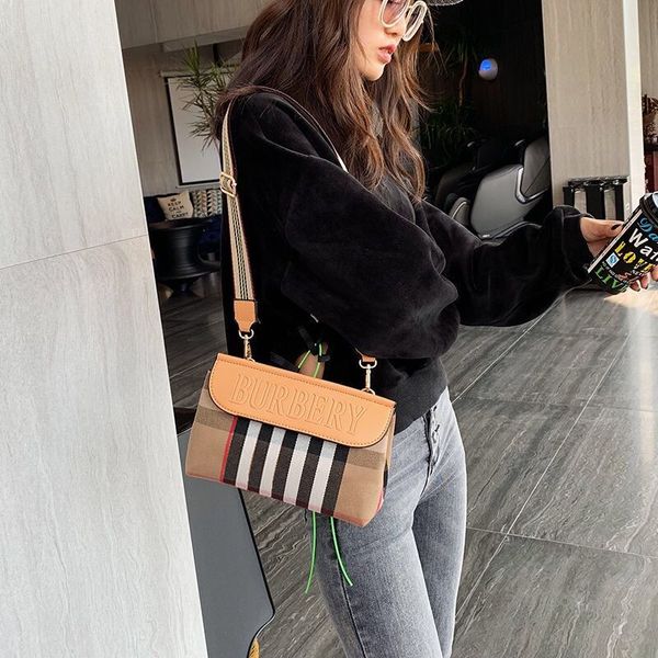 crossbody bag women handbags messenger bag shoulder handbag purse genuine leather canvas exterior pocket fashion letter quality gold hardwar
crossbody bag women handbags messenger bag shoulder handbag purse genuine leather canvas exterior pocket fashion letter quality gold hardwar