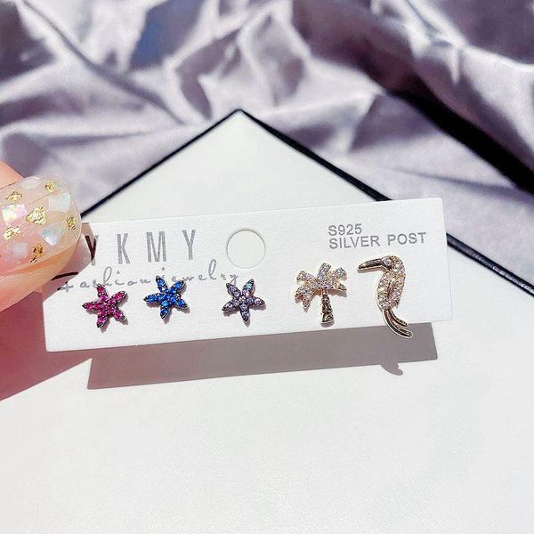 stud migga 5pcs island style small earrings set cubic zirconia coconut tree bird sea star for women, Golden;silver
stud migga 5pcs island style small earrings set cubic zirconia coconut tree bird sea star for women, Golden;silver