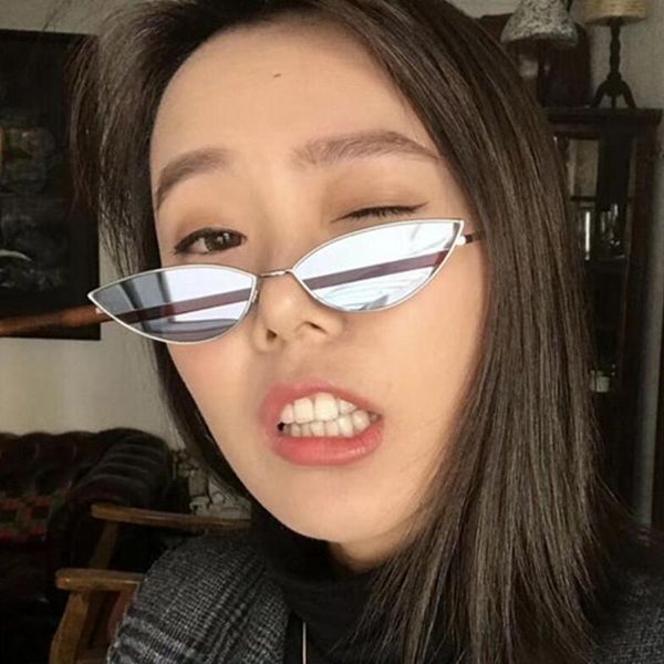 cute ladies cat eye sunglasses women metal frame stylish fashion vintage gradient sun glasses for female uv400 shades n409, White;black
cute ladies cat eye sunglasses women metal frame stylish fashion vintage gradient sun glasses for female uv400 shades n409, White;black