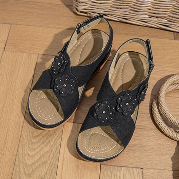 sandals women flower hollow out ladies sewing hook and loop casual shoes female wedges platform fashion high quality, Black
sandals women flower hollow out ladies sewing hook and loop casual shoes female wedges platform fashion high quality, Black