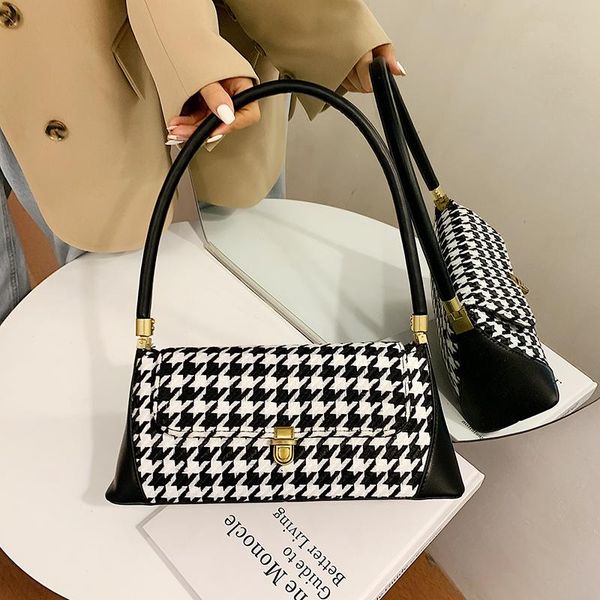 women fashion pu leather shoulder small flap crossbody handbags handle messenger bags luxury ladies hand bags 
women fashion pu leather shoulder small flap crossbody handbags handle messenger bags luxury ladies hand bags