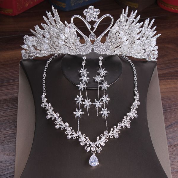 bridal headdress crown female 18-year-old 2020 new atmosphere princess super fairy net red knot wedding dress accessories, Silver
bridal headdress crown female 18-year-old 2020 new atmosphere princess super fairy net red knot wedding dress accessories, Silver