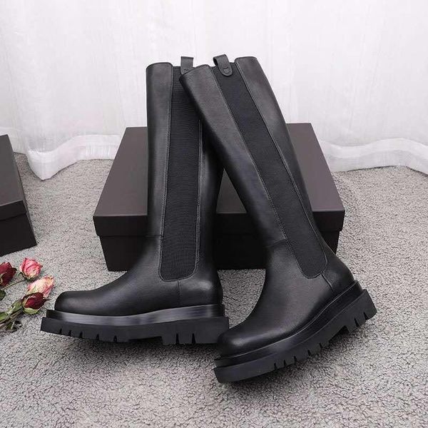 2020 fashion chunky platform boots women autumn winter thick bottom long boots woman black pu leather knee high
2020 fashion chunky platform boots women autumn winter thick bottom long boots woman black pu leather knee high