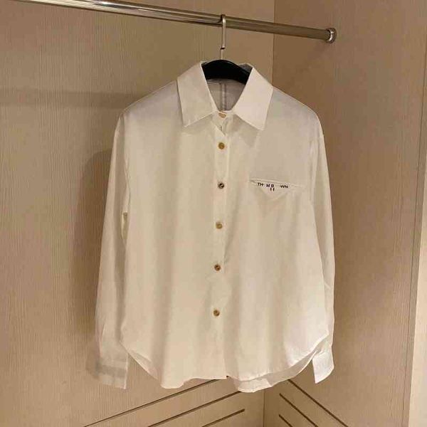 2022 factory wholesale new simple white oxford embroidered cuff letter men's and women's casual shirt
2022 factory wholesale new simple white oxford embroidered cuff letter men's and women's casual shirt