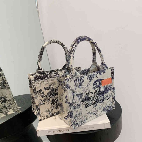 2022 factory outlet women's bag fashion canvas printed tote bag handbag single shoulder diagonal span 1px8
2022 factory outlet women's bag fashion canvas printed tote bag handbag single shoulder diagonal span 1px8