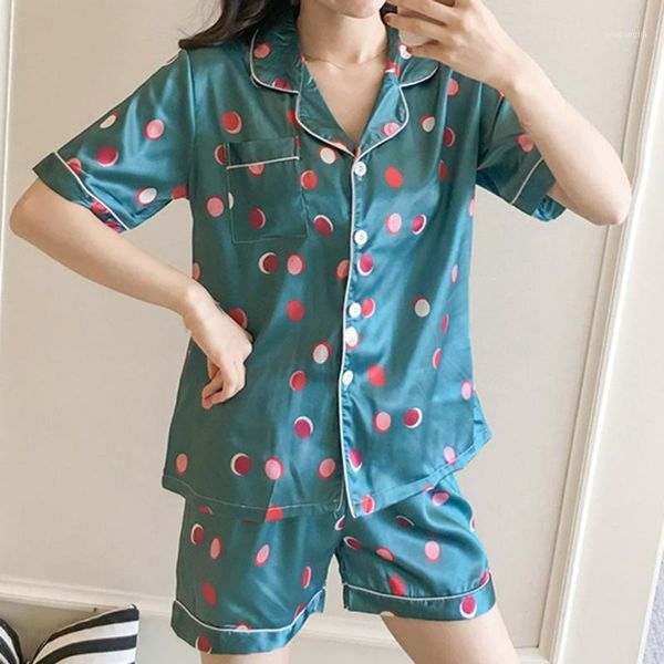 printing 2020 summer short sleeve silk pajamas set two pieces set women sleepwear nightwear for women sleeping 40*1, Black;red
printing 2020 summer short sleeve silk pajamas set two pieces set women sleepwear nightwear for women sleeping 40*1, Black;red