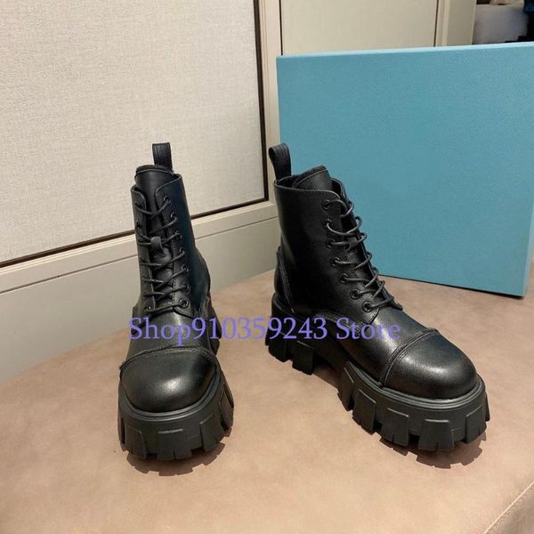 2020 women's leather platform martin boots fashion all-match, Black 
2020 women's leather platform martin boots fashion all-match, Black