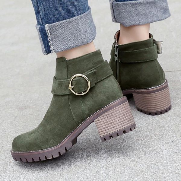boots women platform ankle autumn winter short high heel shoes black plus size 33-43
boots women platform ankle autumn winter short high heel shoes black plus size 33-43