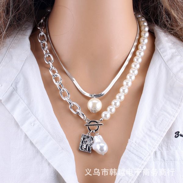 ornament retro new copper snake chain baroque pearl portrait square plate necklace womens chain set, Silver
ornament retro new copper snake chain baroque pearl portrait square plate necklace womens chain set, Silver