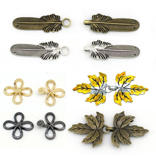 vintage cardigan collar clips holder one pair fashion women decor shiny crystal cape cloak clasps fasteners buckle brooch clip
vintage cardigan collar clips holder one pair fashion women decor shiny crystal cape cloak clasps fasteners buckle brooch clip