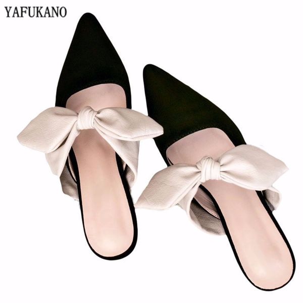 2020 women mules slippers med heel sandals summer slip on slides brand butterfly-knot point toe flip flops outdoor slipper x1020, Black
2020 women mules slippers med heel sandals summer slip on slides brand butterfly-knot point toe flip flops outdoor slipper x1020, Black