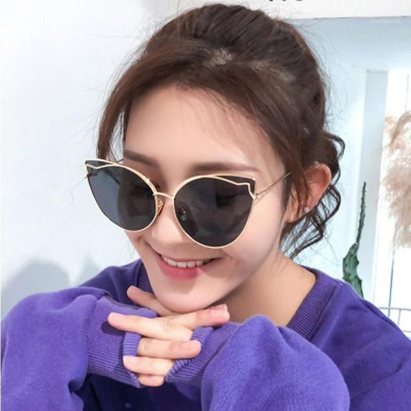 luxury fashion cat eye vintage brand designer sunglasses metal reflective glasses for women mirror retro gafas1, White;black
luxury fashion cat eye vintage brand designer sunglasses metal reflective glasses for women mirror retro gafas1, White;black