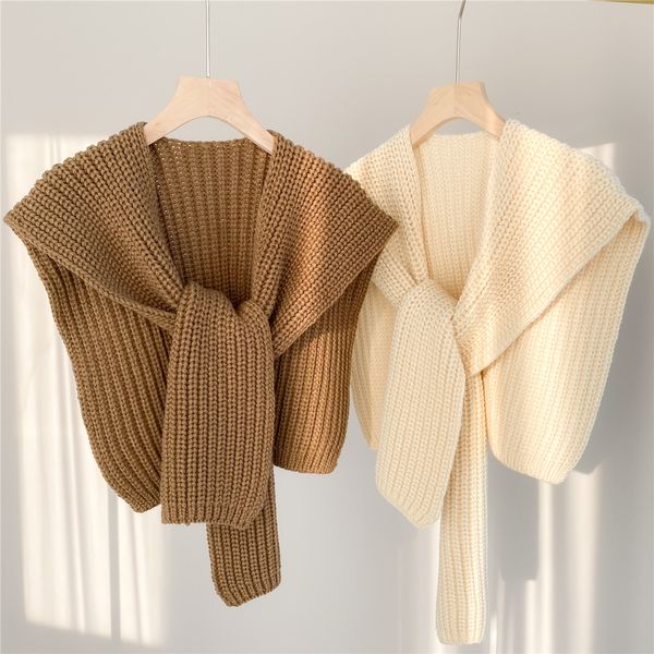 knitted shawl with fashionable net red knotting autumn and korean sweater in winter, Blue;gray
knitted shawl with fashionable net red knotting autumn and korean sweater in winter, Blue;gray