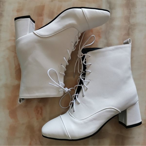 fashion ankle black white women casual low heels short boots lace up pu leather large size 34- 45 shoes woman autumn y200115 
fashion ankle black white women casual low heels short boots lace up pu leather large size 34- 45 shoes woman autumn y200115