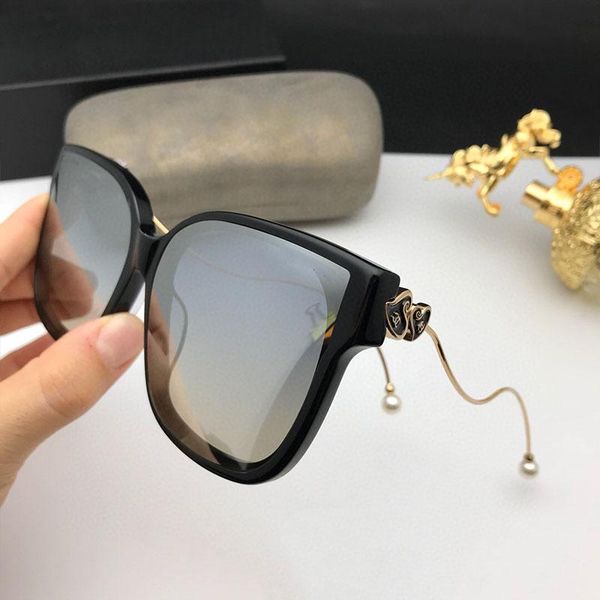 metal feet sunglasses square sunglasses for women oversized vintage female sunglasses fashion shades uv400 ch4266, White;black
metal feet sunglasses square sunglasses for women oversized vintage female sunglasses fashion shades uv400 ch4266, White;black