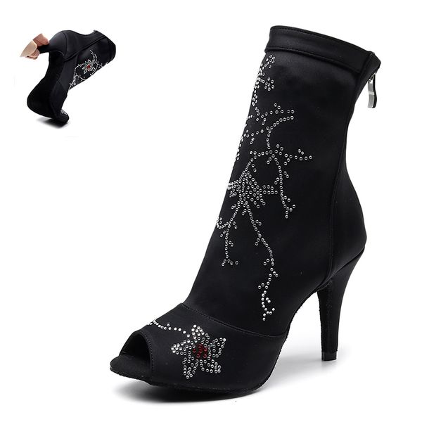 2021 new women rhinestione latin dance black heel ballroom salsa dancing shoes for party girls high latino pratice boots s91c
2021 new women rhinestione latin dance black heel ballroom salsa dancing shoes for party girls high latino pratice boots s91c