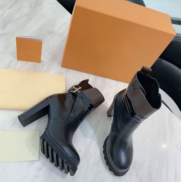 leather casual boots women shoes martin boots plaid stitching upper is imported calfskin plaid stripe women short boots, Black
leather casual boots women shoes martin boots plaid stitching upper is imported calfskin plaid stripe women short boots, Black