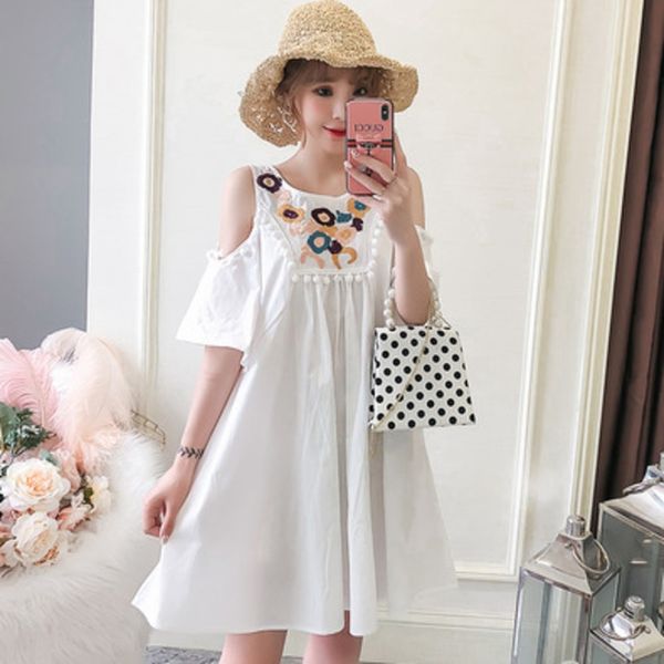 biblw neck summer new women's wear dress loose embroidered largeshoulder crew loose 2020 summer new women's wear art 2020 dressemb, Black;gray
biblw neck summer new women's wear dress loose embroidered largeshoulder crew loose 2020 summer new women's wear art 2020 dressemb, Black;gray