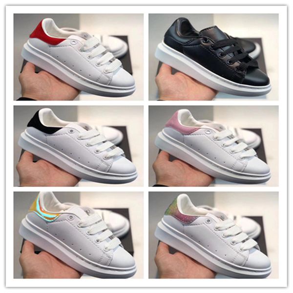 2020 infant shoes for boy girls eather sneakers 3m reflective black white velvet thick-soled flat height increasing kids casual shoes
2020 infant shoes for boy girls eather sneakers 3m reflective black white velvet thick-soled flat height increasing kids casual shoes