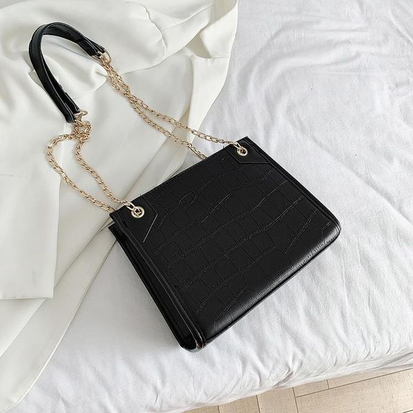 shoulder bags women stone pattern messenger bag female chain pu leather flap ladies large capacity crossbody 2021 spring
shoulder bags women stone pattern messenger bag female chain pu leather flap ladies large capacity crossbody 2021 spring