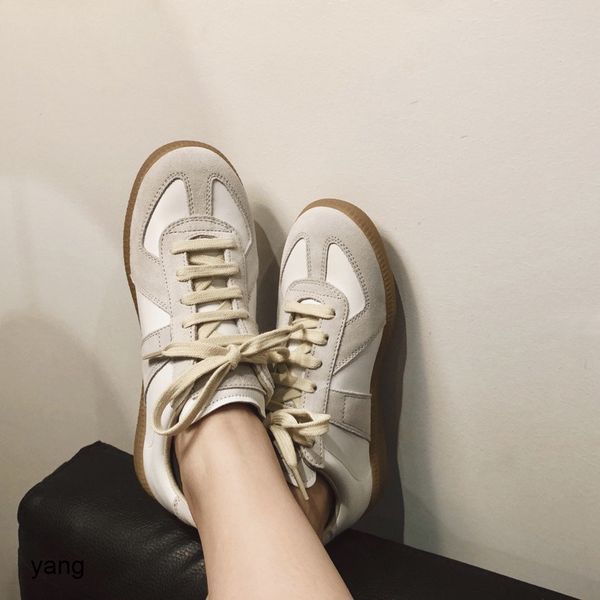 new flat bottom leather leisure sports moral training women's small white lovers student board shoes
new flat bottom leather leisure sports moral training women's small white lovers student board shoes