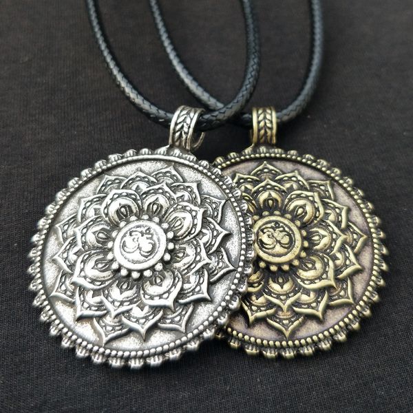 see description popular indian myth om necklace tibet mandaluo pendant geometric amulet double-sided pendant jewelry, Silver
see description popular indian myth om necklace tibet mandaluo pendant geometric amulet double-sided pendant jewelry, Silver