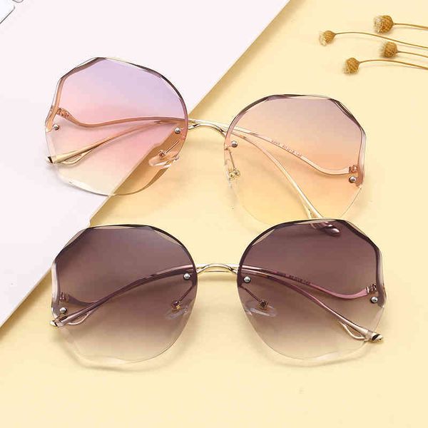 sunglasses 2022 cut edge rimless round face thin polygonal, White;black
sunglasses 2022 cut edge rimless round face thin polygonal, White;black