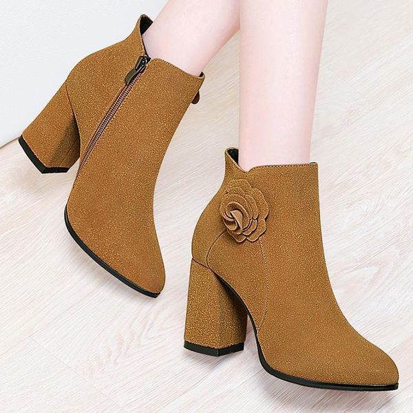 new fashion winter boots women platform ankle boots women pointed toe genuine leather solid color pumps shoes 3-271, Black
new fashion winter boots women platform ankle boots women pointed toe genuine leather solid color pumps shoes 3-271, Black