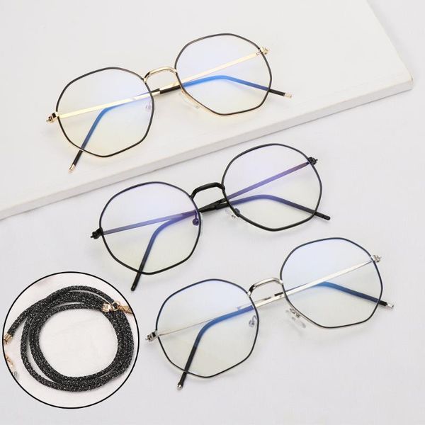 metal anti-blue light glasses vintage polygon frame eye protection ultra light portable eyeglasses with eyeglass chains, White;black
metal anti-blue light glasses vintage polygon frame eye protection ultra light portable eyeglasses with eyeglass chains, White;black