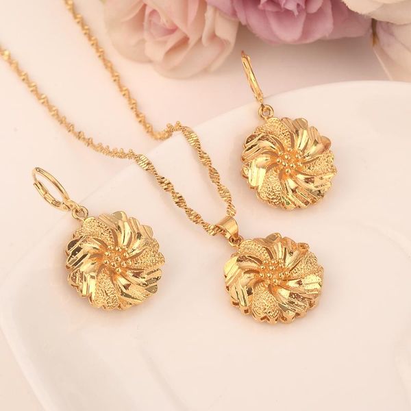 bangrui gold color two pcs set korean style lanterns pendant earring set bling hanging dangle pendant earring, Silver
bangrui gold color two pcs set korean style lanterns pendant earring set bling hanging dangle pendant earring, Silver