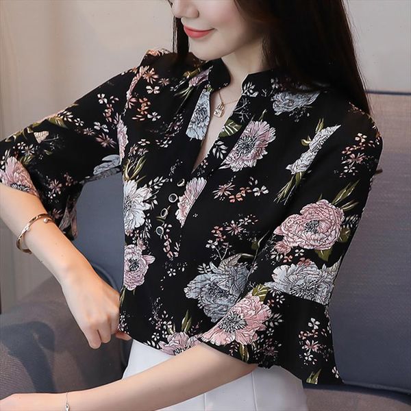 2021 fashion v neck women blouse shirt long sleeve printing womens clothing plus size ol blouse feminine d556 30, White 
2021 fashion v neck women blouse shirt long sleeve printing womens clothing plus size ol blouse feminine d556 30, White