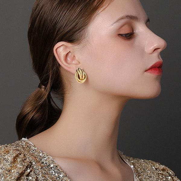 vintage golden hoop earrings korean geometry metal gold earrings for women female drop 2021 trend fashion jewelry, Silver
vintage golden hoop earrings korean geometry metal gold earrings for women female drop 2021 trend fashion jewelry, Silver