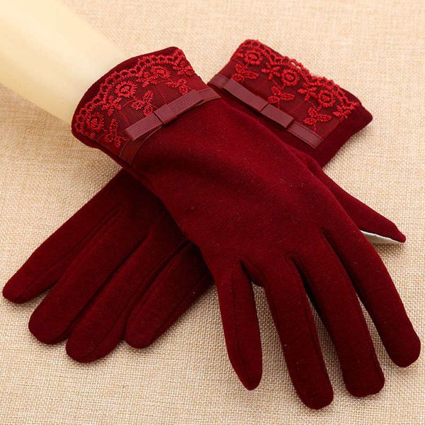 women' spring, lovely thin autumn korean and anti slip plush thickened warm driving touch screen woolen gloves female winterc971, Blue;gray 
women' spring, lovely thin autumn korean and anti slip plush thickened warm driving touch screen woolen gloves female winterc971, Blue;gray