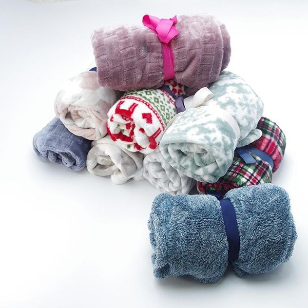 blankets 70*100cm pet beds cover mat flannel aircraft/sofa use office children blanket towel travel fleece throw mantas para1
blankets 70*100cm pet beds cover mat flannel aircraft/sofa use office children blanket towel travel fleece throw mantas para1