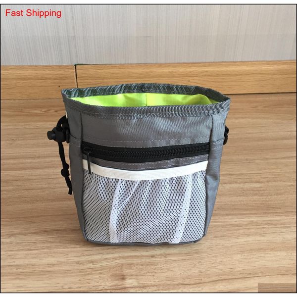 pet training functional bag pet snack bag designs two-in-one foldable bag outdoor portable qyltnf packing2010
pet training functional bag pet snack bag designs two-in-one foldable bag outdoor portable qyltnf packing2010